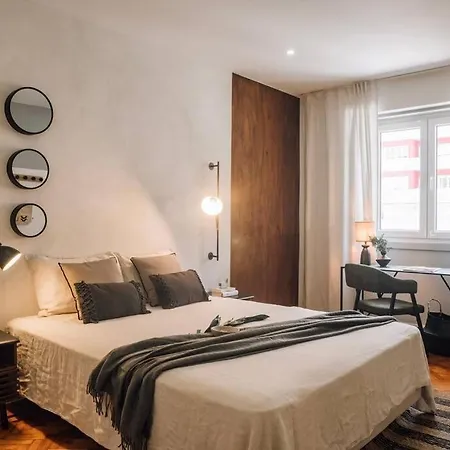 Soum - 2 Bedrooms In Alvalade Lägenhet Lisboa