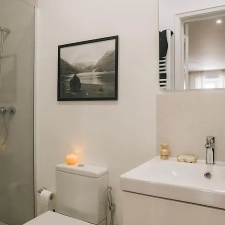 Soum - 2 Bedrooms In Alvalade Apartman *