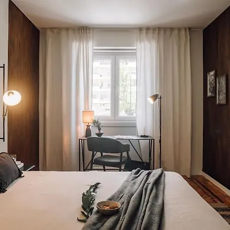 Apartman Soum - 2 Bedrooms In Alvalade
