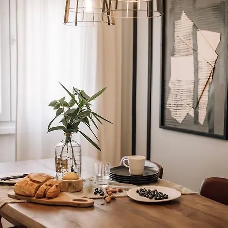 Appartamento Soum - 2 Bedrooms In Alvalade Lisbona